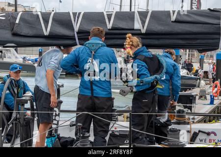 cowes week 2023. cowes week sailing regatta. yacht racing in cowes. sailing cowes, isle of wight. crews preparing yachts for racing. cowes yacht haven Stock Photo