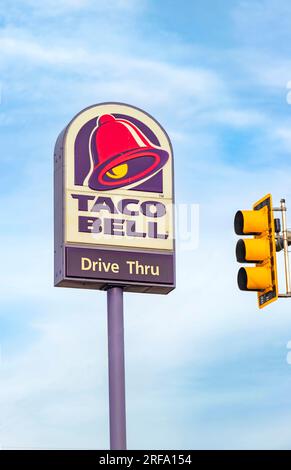 sign-for-taco-bell-drive-thru-