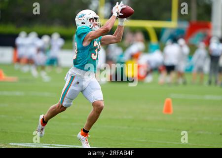 Miami Dolphins cornerback Ethan Bonner (38) readies of the snap