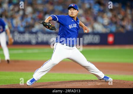 Toronto, Canada. 16th Apr 2022. Toronto Blue Jays starting pitcher Hyun Jin  Ryu (99) works against the Oakland Athletics during first inning MLB  baseball action in Toronto, Saturday, April 16, 2022. THE