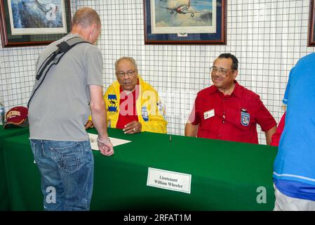 Meet & signing event for Tuskegee Airmen, black American Air Force Second World War pilots & crew. 2nd Lt William M. Wheeler, pilot, 332nd Fighter Grp Stock Photo