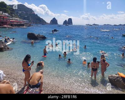 Estate: spiaggia di Marina Piccola a Capri (Italia) Stock Photo