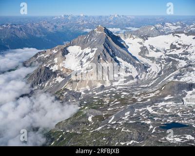 AERIAL VIEW. Summit of 'Dent Parrachée', a 3695-meter-high summit in the Vanoise Massif. Val-Cenis, Savoie, Auvergne-Rhône-Alpes, France. Stock Photo