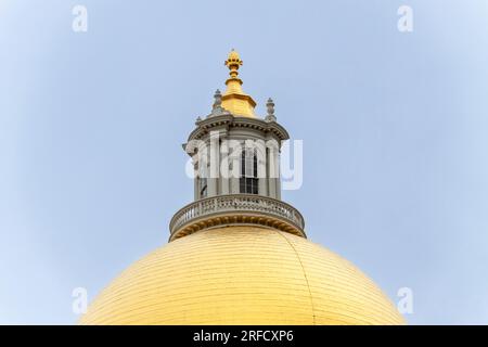 Scene on tour of downtown Boston on a rainy day in May. Dome of Massachusetts State House. Stock Photo