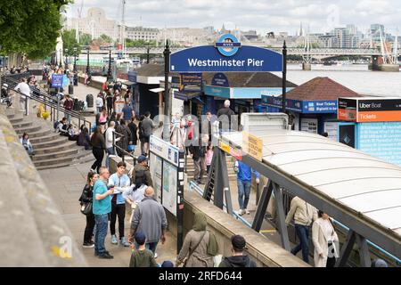 Westminster Pier, Victoria Embankment Stock Photo