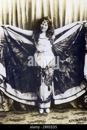 Portrait de Loie Fuller (1862-1928), comedienne, chanteuse, danseuse americaine. Stock Photo