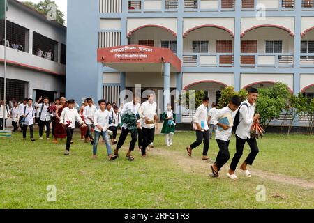 Bandarban, Bangladesh - July 27, 2023: The same educational curriculum system for the tribal and Bengali students of the hilly regions of Bangladesh. Stock Photo