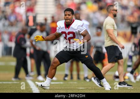 Washington Commanders running back Jaret Patterson (32) runs the ball  during the second half of a