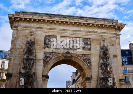 Porte Saint-Denis, triumphal arch erected by Louis XIV on 1672. Paris ...