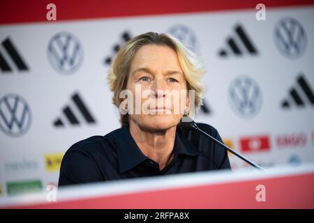 Wyong, Australia. 05th Aug, 2023. Soccer, women: World Cup, final press conference Germany: Martina Voss-Tecklenburg, national coach of the German women's national soccer team. Credit: Sebastian Christoph Gollnow/dpa/Alamy Live News Stock Photo