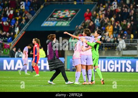 Wellington, New Zealand. 5th Aug, 2023. Players of Japan celebrate winning the round of 16 match between Japan and Norway at the FIFA Women's World Cup 2023 in Wellington, New Zealand, Aug. 5, 2023. Credit: Zhu Wei/Xinhua/Alamy Live News Stock Photo