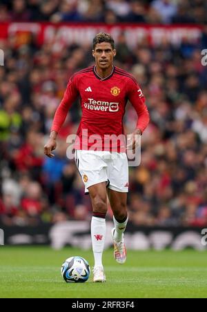 ラファエル・ヴァラン直筆サイン入り超大型写真…Raphal Varane