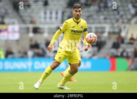 Villarreal's Manu Trigueros during the Sela Cup match between OCG Nice and Villareal CF at St. James's Park, Newcastle on Saturday 5th August 2023. (Photo: Michael Driver | MI News) Credit: MI News & Sport /Alamy Live News Stock Photo