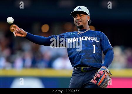 Ozzie Albies with girlfriend Brazilian Miss image