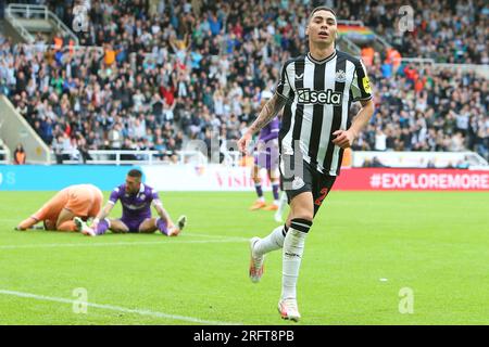 Newcastle United's Miguel Almirón celebrates his goal during the Sela Cup match between Newcastle United and ACF Fiorentina at St. James's Park, Newcastle on Saturday 5th August 2023. (Photo: Michael Driver | MI News) Credit: MI News & Sport /Alamy Live News Stock Photo