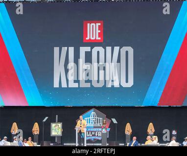 Joe klecko hi-res stock photography and images - Alamy