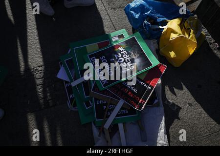 Madrid, Spain. 05th Aug, 2023. Placards are seen on the ground after the demonstration. Senegalese residents of Madrid demonstrate at Puerta del Sol against the illegal arrest of Ousmane Sonko in Senegal, opposition candidate for the presidency of the African country. Credit: SOPA Images Limited/Alamy Live News Stock Photo