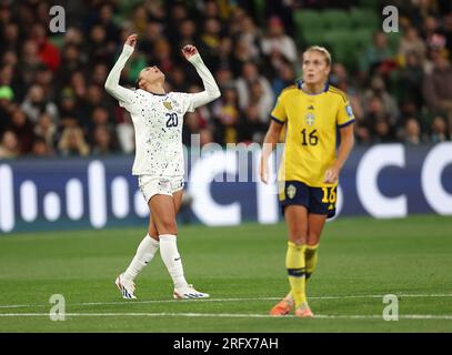 Melbourne, Australia. 6th Aug, 2023. Trinity Rodman (L) of the United States reacts after failing to score during the round of 16 match between Sweden and the United States at the 2023 FIFA Women's World Cup in Melbourne, Australia, Aug. 6, 2023. Credit: Ding Xu/Xinhua/Alamy Live News Stock Photo