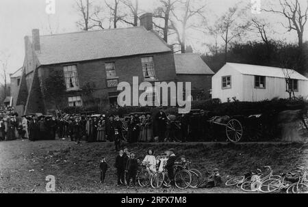 Glynne Arms Public House Himley Dudley. Later became known as The Crooked House Stock Photo