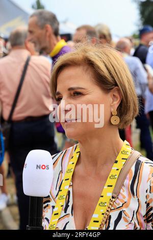 Corinne Van der Poel Poulidor fille, femme et mère de champions du cyclisme : fille de Raymond Poulidor, femme d’Adrie Van der Poel, mère de David et Stock Photo