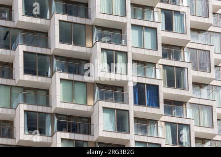 One Park Drive detailed close up view of the residential skyscraper situated in the south west corner of Wood Wharf Canary Wharf Stock Photo