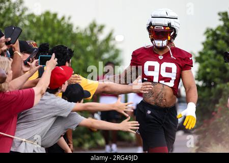 Washington Commanders defensive end Chase Young (99) warms up before the  start of an NFL football game, Sunday, Jan. 8, 2023, in Landover, Md. (AP  Photo/Patrick Semansky Stock Photo - Alamy