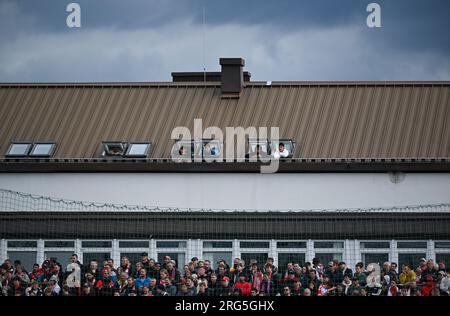 Unterhaching, Germany. 07th Aug, 2023. Soccer: Test matches, FC Bayern Munich - AS Monaco at Alpenbauer Sportpark. Fans follow the game. Credit: Sven Hoppe/dpa/Alamy Live News Stock Photo