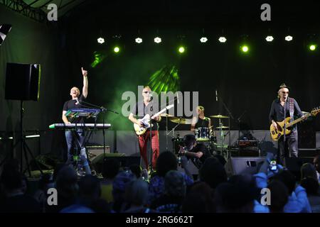 Non Exclusive: IVANO-FRANKIVSK, UKRAINE - AUGUST 5, 2023 - Members of the Braty Hadiukiny rock band hold a charity concert in support of the Armed For Stock Photo