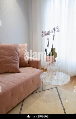 Large pink sofa clearance cushions