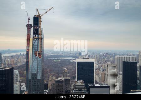 view of the New York skyline with some buildings under construction and Central Park in the background Stock Photo