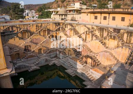 Old ancient Indian deep well with lots of steps near the amber fort, Jaipur Stock Photo