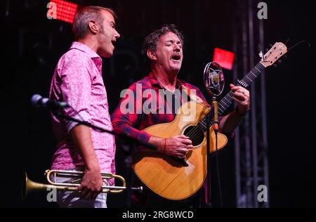 Howard Brown and Garrett Wall from the band Track Dogs perform at Wickham Festival 2023. Stock Photo