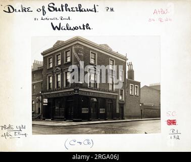 Die Herzogin von Sutherland eröffnet die kirchliche Armee Verkauf von  Arbeiten in Portman Rooms Stockfotografie - Alamy