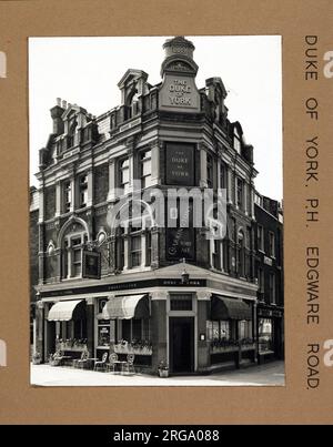 Photograph of Duke Of York PH, Edgware Road, London. The main side of the print (shown here) depicts: Corner on view of the pub.  The back of the print (available on request) details: Nothing for the Duke Of York, Edgware Road, London W1H 5HT. As of July 2018 . Owner Dragon Management Ltd Stock Photo