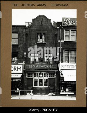 Photograph of Joiners Arms, Lewisham, London. The main side of the print (shown here) depicts: Face on view of the pub.  The back of the print (available on request) details: Nothing for the Joiners Arms, Lewisham, London SE13 5JH. As of July 2018 . Punch Taverns Stock Photo