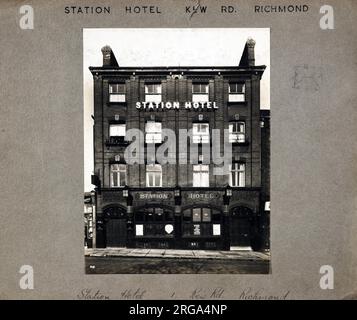 Photograph of Station Hotel, Richmond, Greater London. The main side of the print (shown here) depicts: Face on view of the pub.  The back of the print (available on request) details: Nothing for the Station Hotel, Richmond, Greater London TW9 2NQ. As of July 2018 . This pub was renamed the Bull & Bush in the 1970s, then abbreviated to The Bull, now One Kew Road restaurant Stock Photo