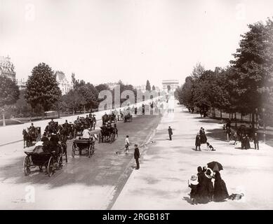 Late 19th century vintage photograph: Avenue du Bois de Boulogne, Avenue foch, Paris France. Stock Photo