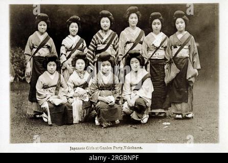 Prince Henry Duke of Gloucester and the 'Garter Mission' in Japan to bestow upon Emperor Showa (Hirohito) (1901-1989) the Stranger Knight of the Order of the Garter (KG); conferred in 1929, revoked in 1941, restored in 1971. Japanese Girls at a Garden Party, Yokohama - May 11th - 'given' to Officers and Men of HMS Suffolk. Stock Photo