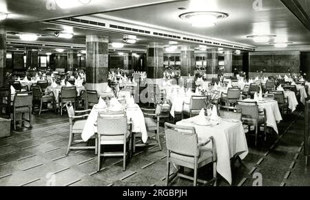 Cunard White Star, RMS Queen Mary, Cocktail Bar Stock Photo - Alamy