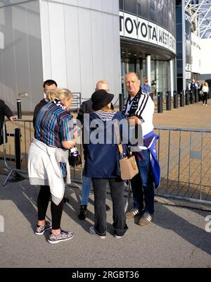 Pride Park, Derby, Derbyshire, UK. 8th Aug, 2023. EFL Carabao Cup Football, Derby County versus Blackpool; Derby County fans waiting for players to arrive prior to kick off Credit: Action Plus Sports/Alamy Live News Stock Photo