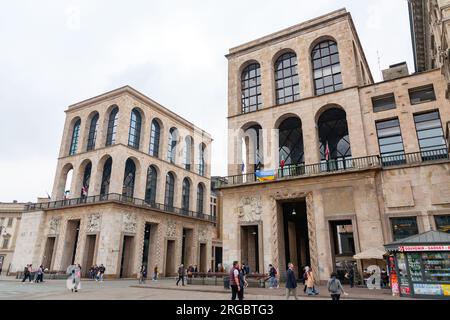 Milan, Italy-March 30, 2022: The historical Duomo Square, Piazza del Duomo in the center of Milan, Lombardy, Italy. Stock Photo