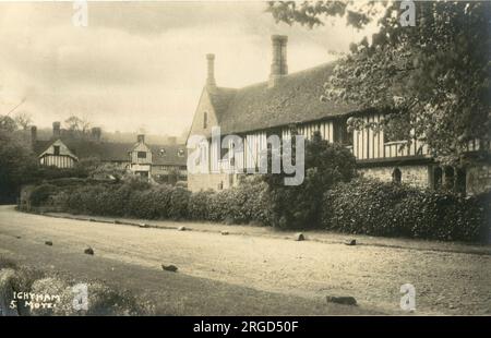 Ightham Mote and Cottages, Kent Stock Photo