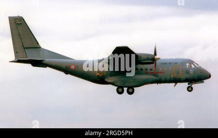Armee de l'Air - Airtech CN-235-200M 165 - 62-IT (msn 165), of ETL 01.062. . (Armee de l'Air - French Air Force) Stock Photo