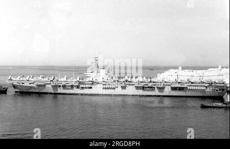 Royal Navy - HMS Vengeance R71, a Colossus-class light aircraft carrier in July 1955. Stock Photo