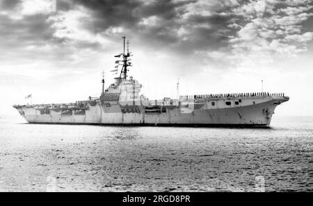 Royal Navy - HMS Vengeance R71, a Colossus-class light aircraft carrier in December 1946. Stock Photo