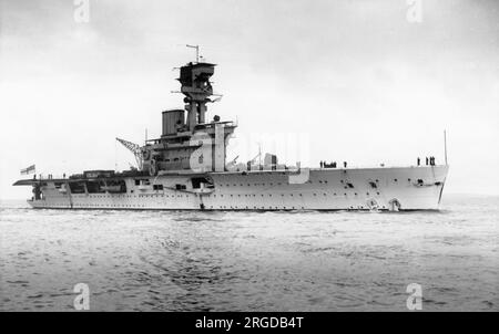 Royal Navy - HMS Hermes 95, a British aircraft carrier, the world's first ship to be designed as an aircraft carrier, in October 1930. Stock Photo