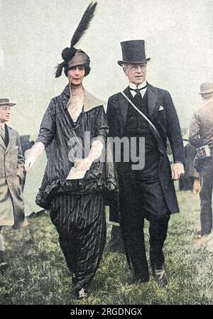 Consuelo Vanderbilt (1877 - 1964), American heiress and first wife of Charles Spencer-Churchill, 9th Duke of Marlborough pictured with a friend at the Epsom Derby in 1914. She married the duke in 1895 after being coerced into the marriage by her mother. After her divorce in 1920, she devoted much of her time to social welfare and was married again, to Colonel Jacques Balsan. Stock Photo