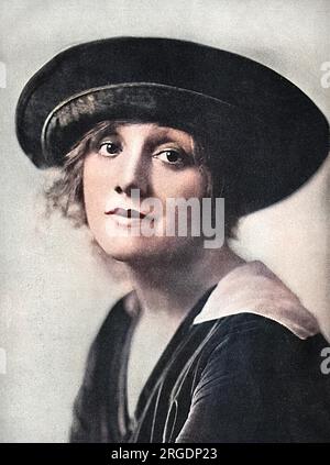 Miss Laurette Taylor (1883-1946) American actress born Loretta Helen Clooney, pictured at the time she was appearing in New York in 'Out There.'  She appeared in one of the most popular shows of the First World War in London, Peg O' My Heart, written by her husband J Hartley Manners. Stock Photo