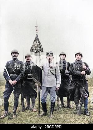 Lieutenant-Colonel Paul-Frederic Rollet (1875-1941), General in the French Foreign Legion, Regiment de Marche.  Seen here during the First World War, probably at Verdun, northern France, with four others, where the RMLE (Regiment de Marche de la Legion Etrangere) won the legion d'honneur for its regimental flag.  Rollet was a legendary figure, known as Le Pere Legion. Stock Photo