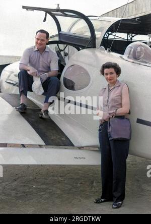 Douglas Bader (1910-1982) RAF fighter ace, pictured with his wife and a light aircraft at Lungi Airport, Sierra Leone, West Africa. Stock Photo